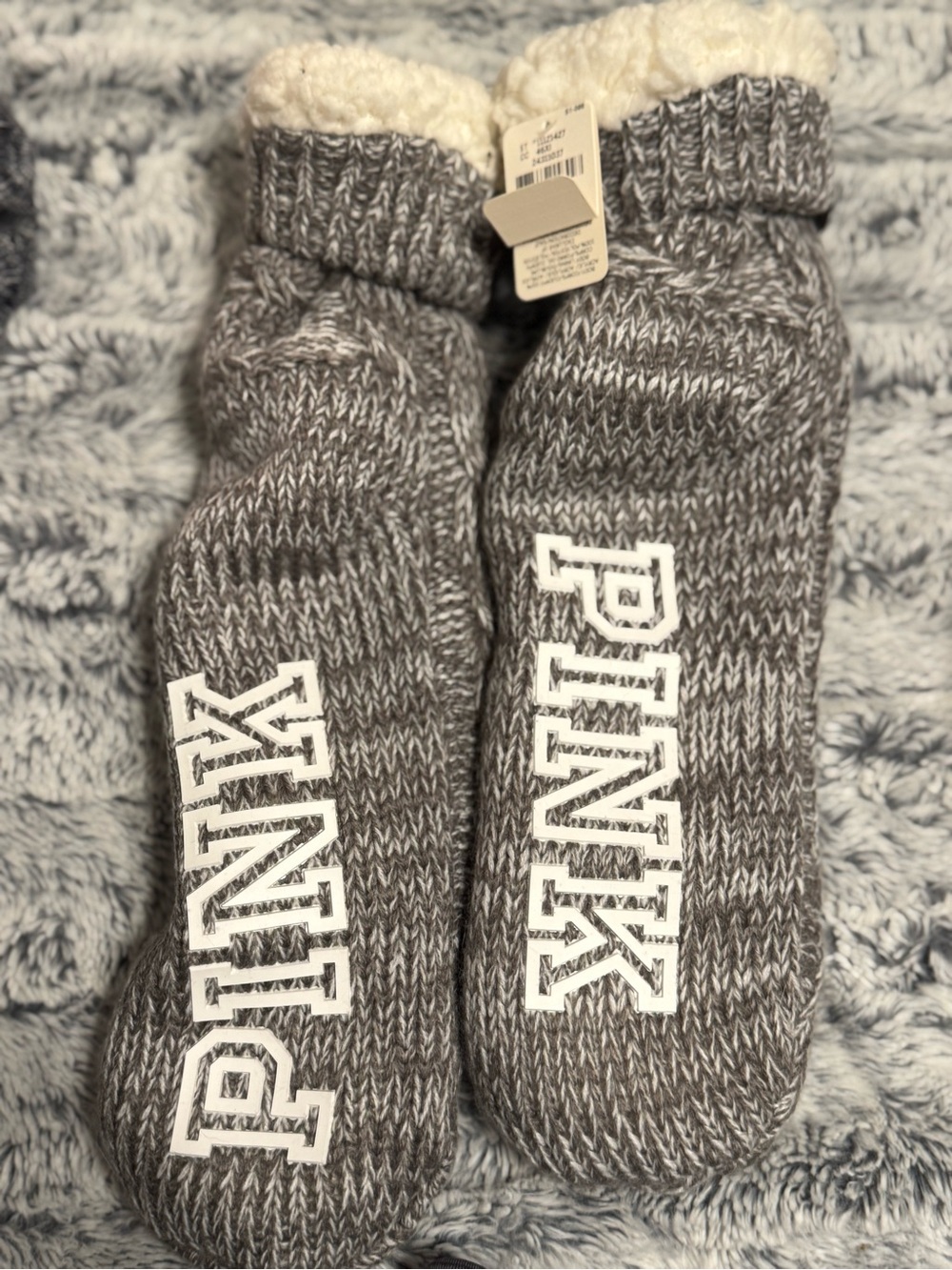 PINK Victoria's Secret Gray Knit Sherpa-Lined Cozy Socks